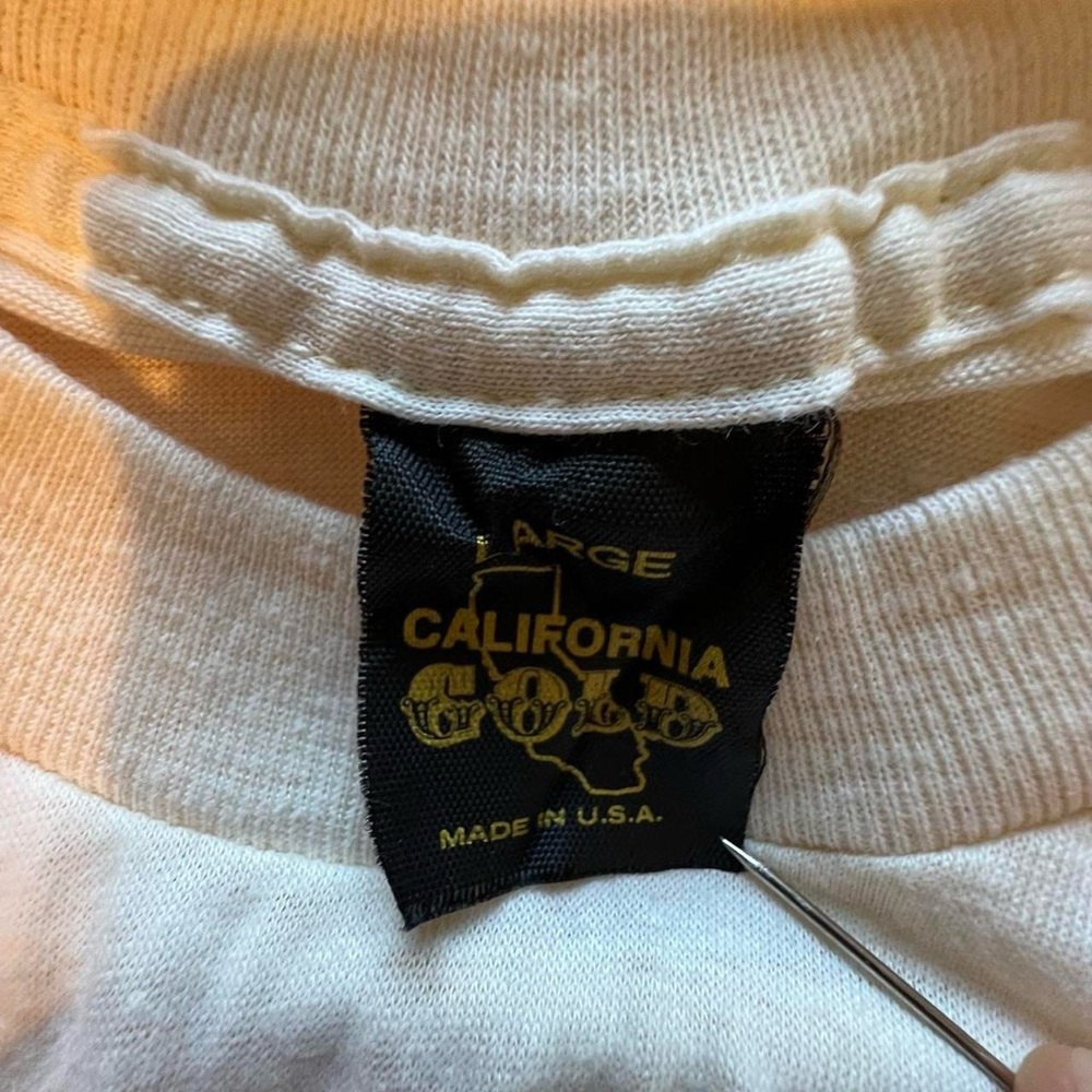 Vintage Jameson Irish Whiskey T-shirt - Picture 6 of 6